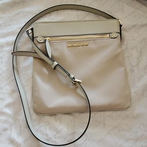Michael Kors Connie NS Crossbody